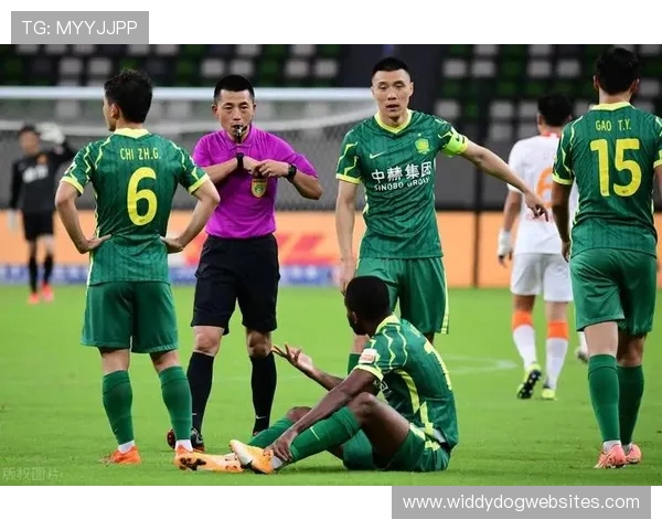 国安战术转型：双翼折损后控球体系承压，反击成阶段性求生选择