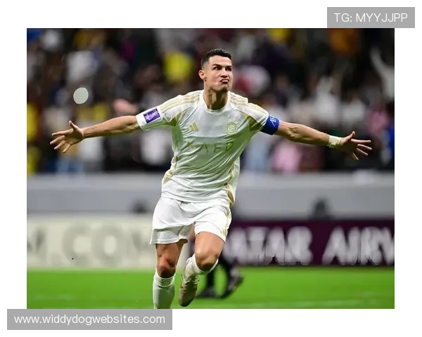 C罗与本泽马队内核心地位及战术作用对比分析 C罗与本泽马队内核心地位及战术作用对比分析