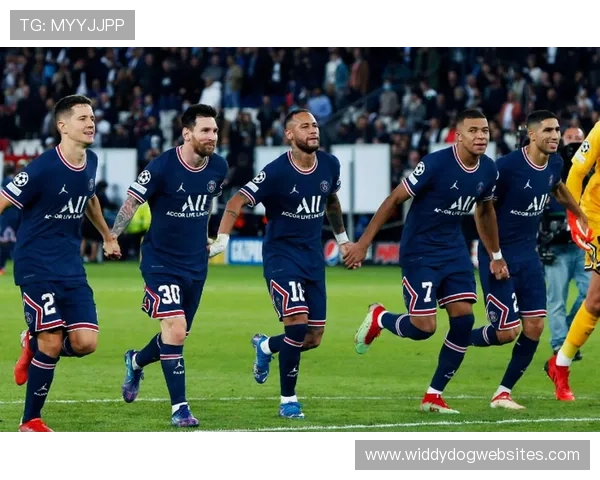 巴黎圣日耳曼在姆巴佩缺席后，球队整体性与战术协同是否更趋成熟？